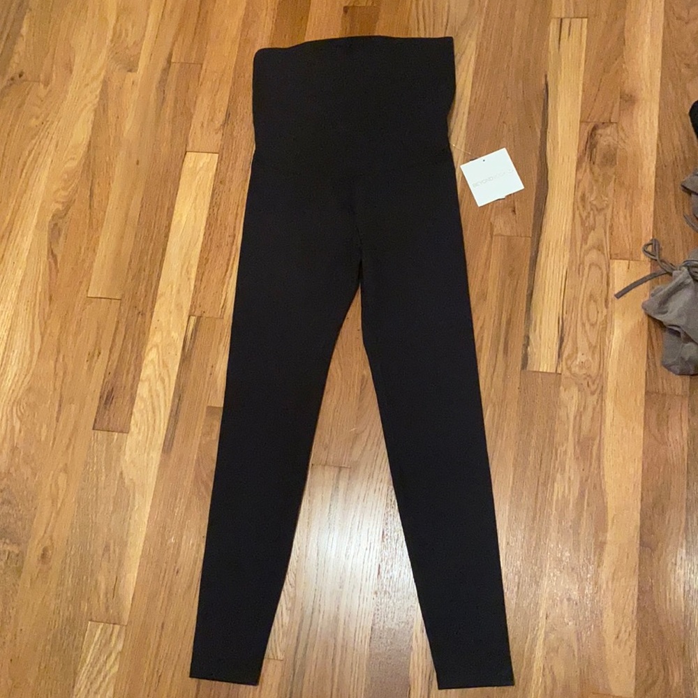 NWT Beyond Yoga Maternity Leggings